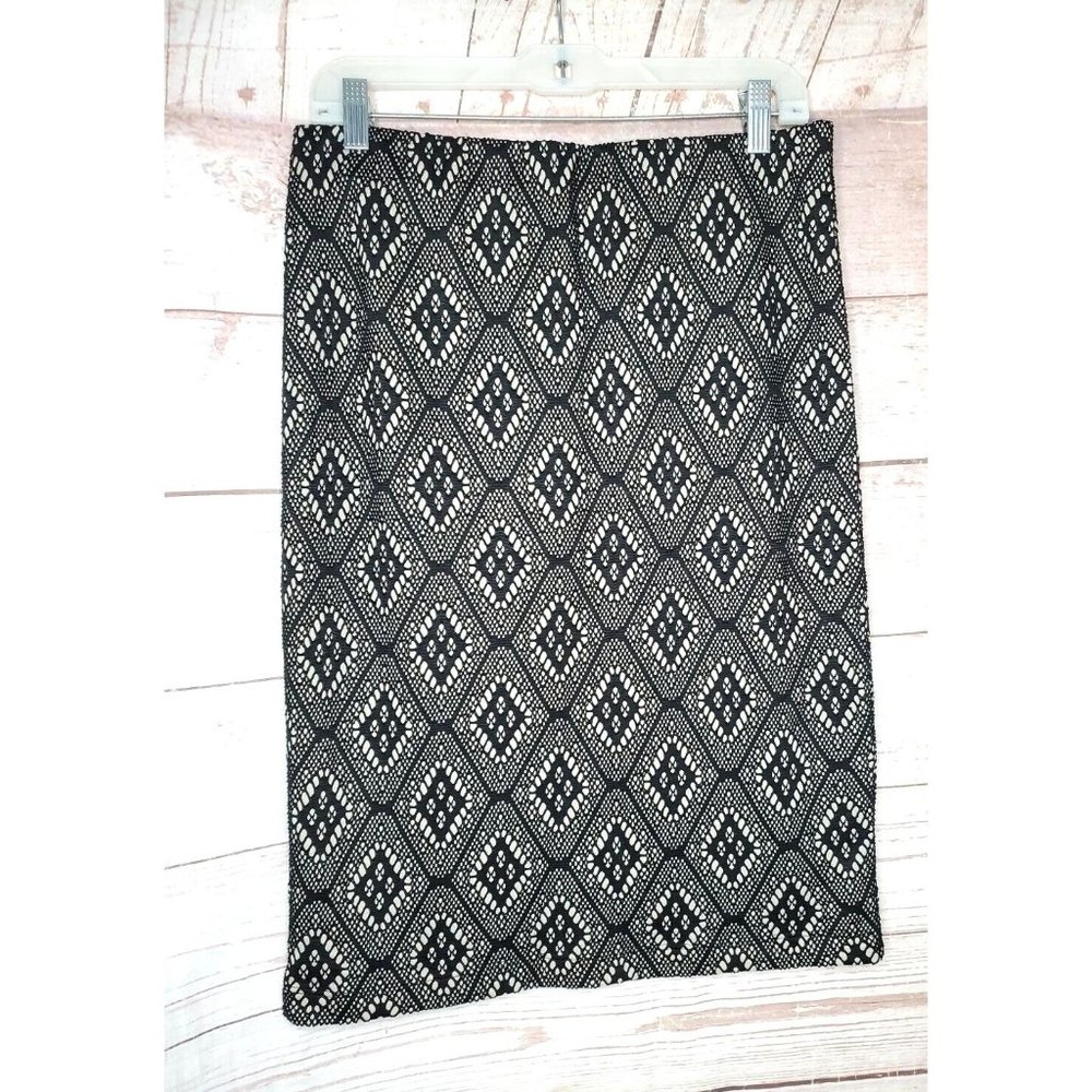 Renee C Stitch Fit Elvira Lace Pencil Black Large U.S.A Made Skirt Poly/Spandex